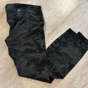 Lululemon Camouflage leggings